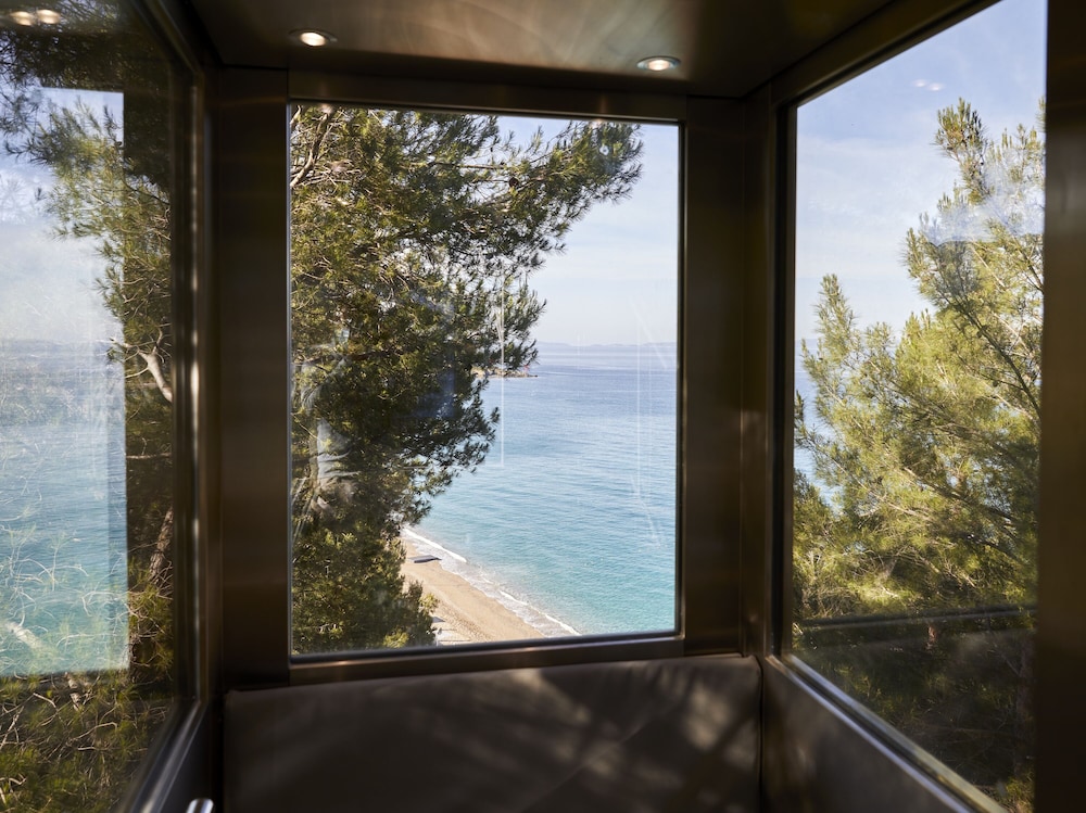 Elix, Mar-Bella Collection — Beach in Igoumenitsa, Epirus