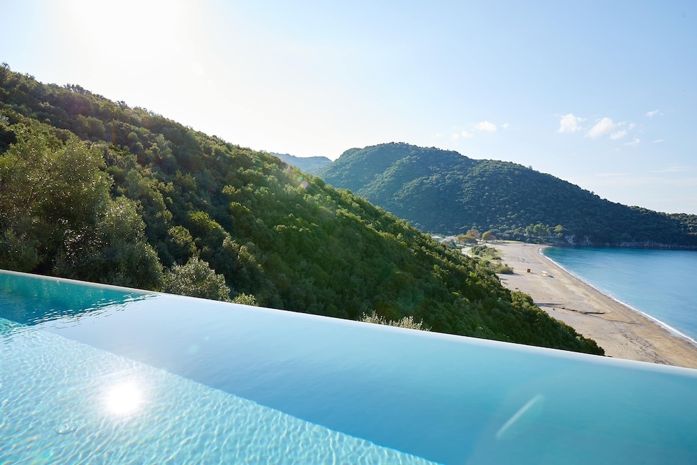 Elix, Mar-Bella Collection — Swimming pool in Igoumenitsa, Epirus