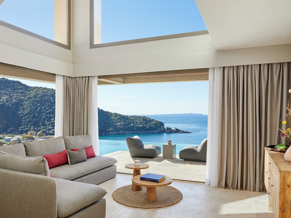 Elix, Mar-Bella Collection — Hotel rooms in Igoumenitsa, Epirus