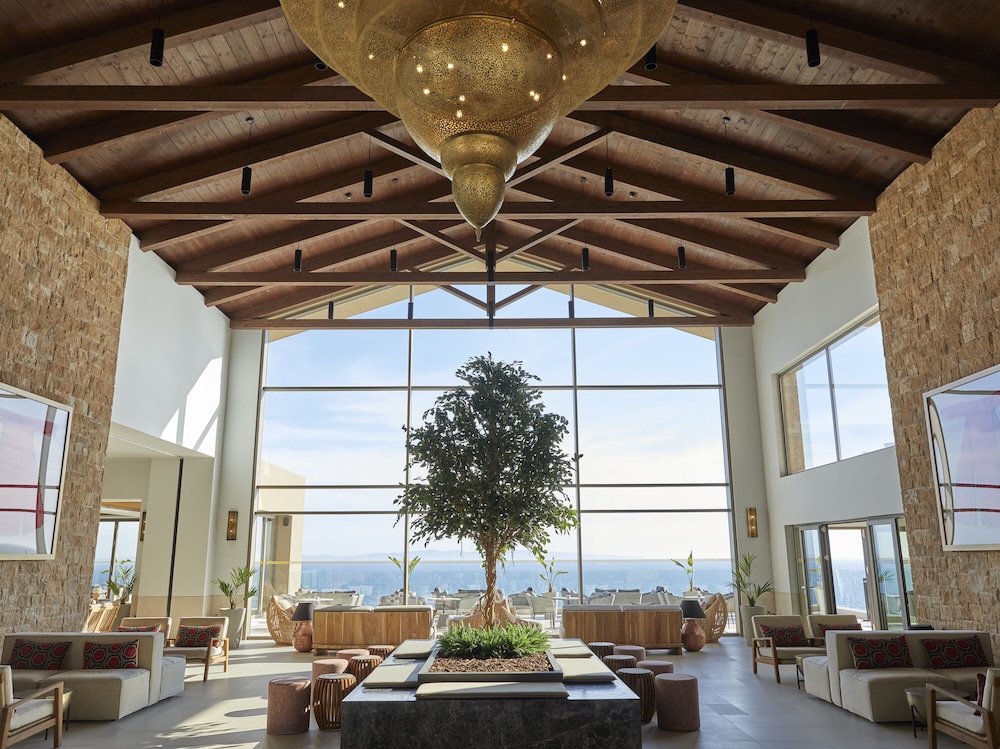 Elix, Mar-Bella Collection — Hotel building in Igoumenitsa, Epirus