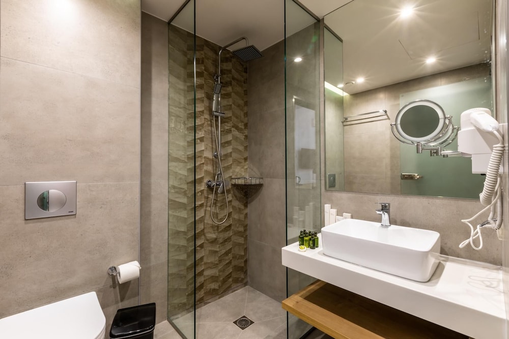 White Olive Elite Rethymno - All Inclusive — Hotel rooms in Rethymnon