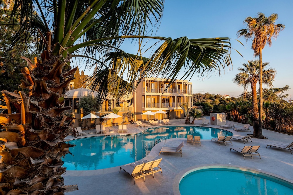 White Olive Premium Lindos - All Inclusive — Swimming pool in Pefkos, South Aegean