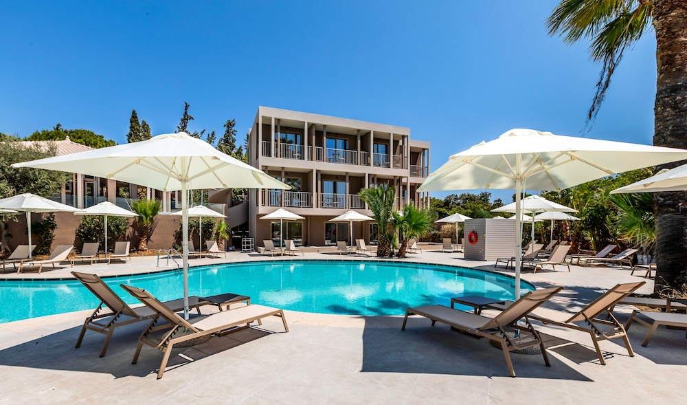 White Olive Premium Lindos - All Inclusive — Swimming pool in Pefkos, South Aegean