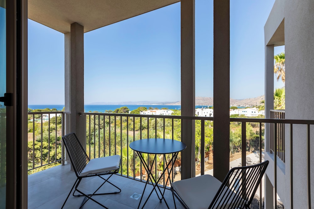 White Olive Premium Lindos - All Inclusive — Hotel rooms in Pefkos, South Aegean