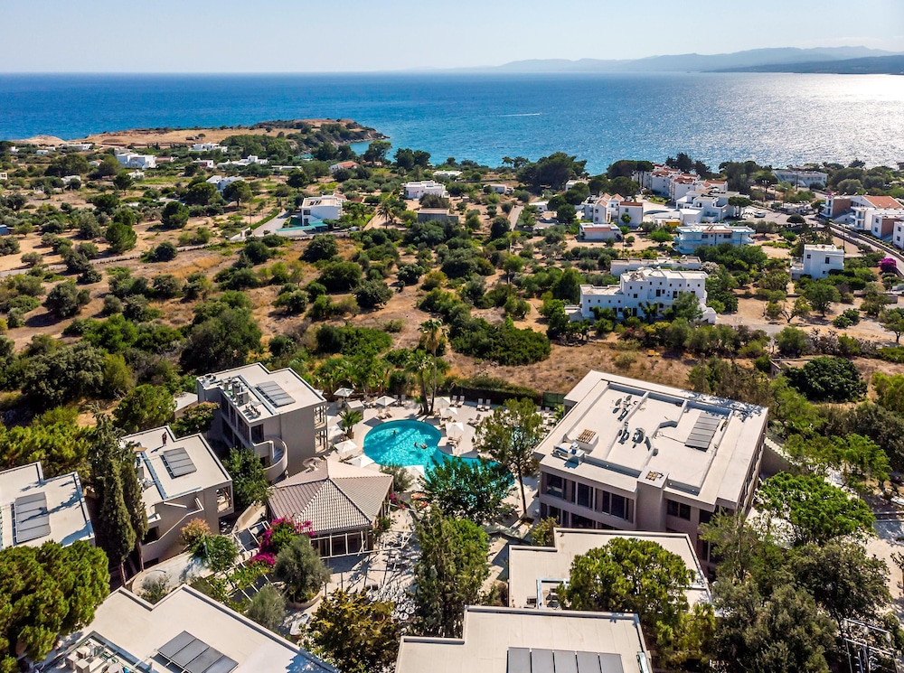 White Olive Premium Lindos - All Inclusive — Swimming pool in Pefkos, South Aegean