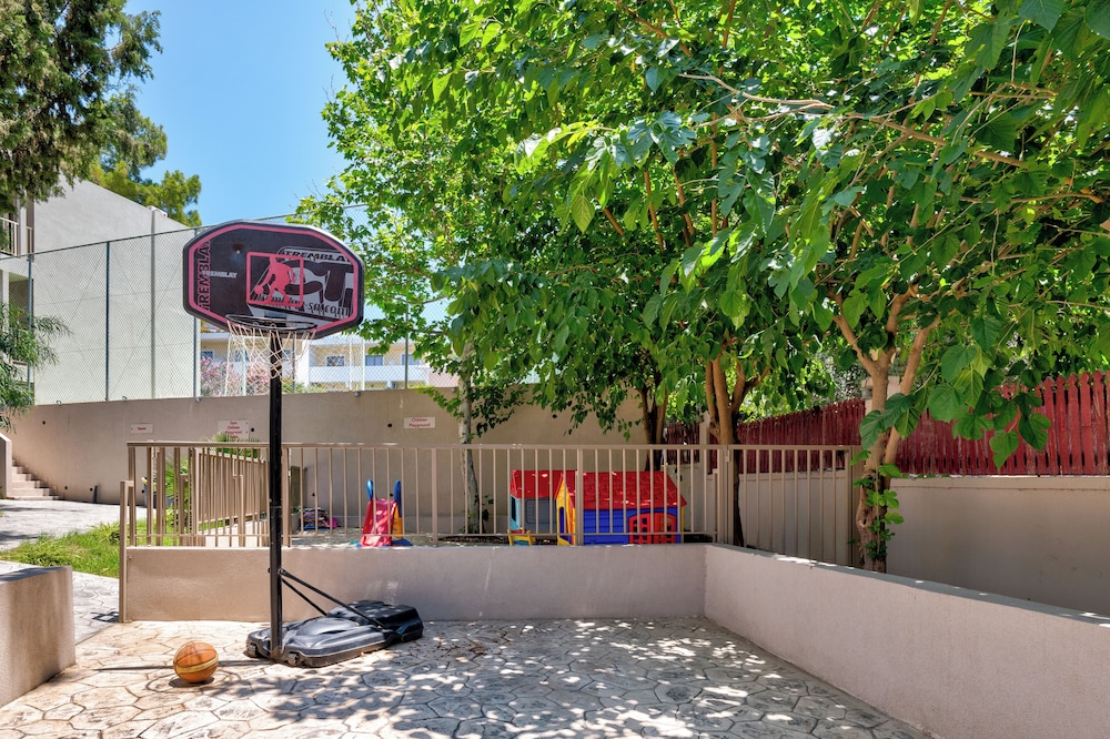 White Olive Premium Lindos - All Inclusive — Attractions for children in Pefkos, South Aegean