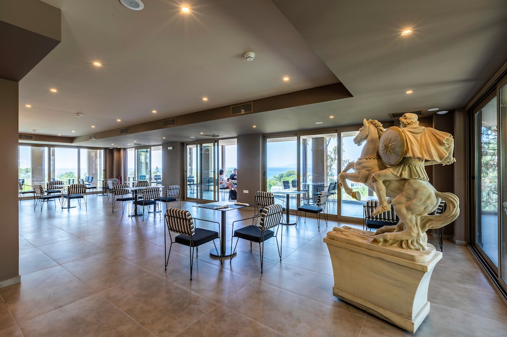 White Olive Premium Lindos - All Inclusive — Restaurant & bars in Pefkos, South Aegean