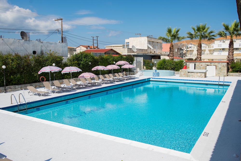 Hotel Alexander the Great — Swimming pool in Laganas, Ionian Islands