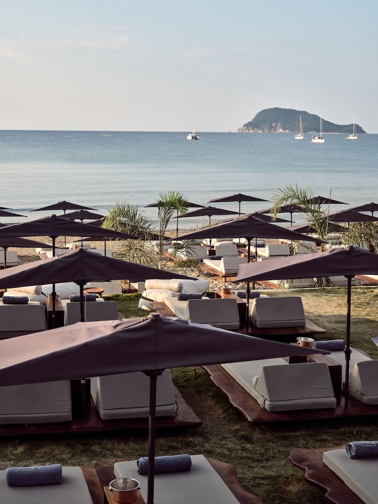 Gardelli Resort — Beach in Laganas, Ionian Islands