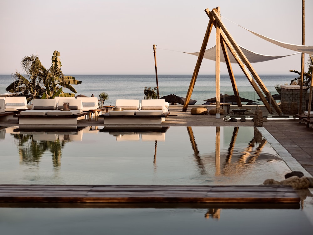 Gardelli Resort — Swimming pool in Laganas, Ionian Islands