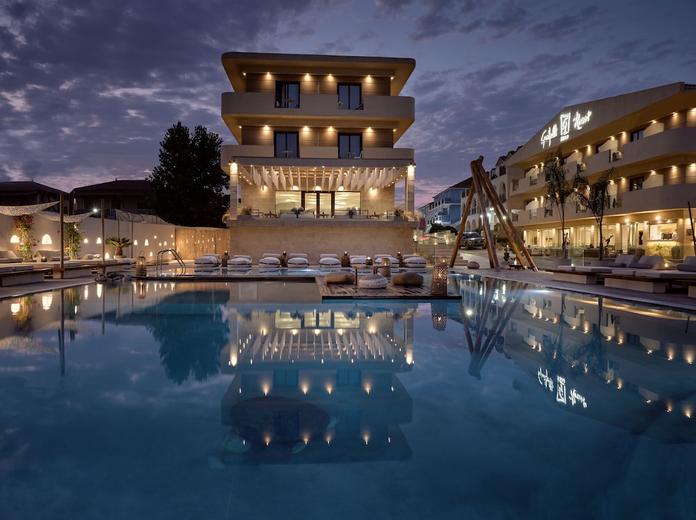 Gardelli Resort — Swimming pool in Laganas, Ionian Islands