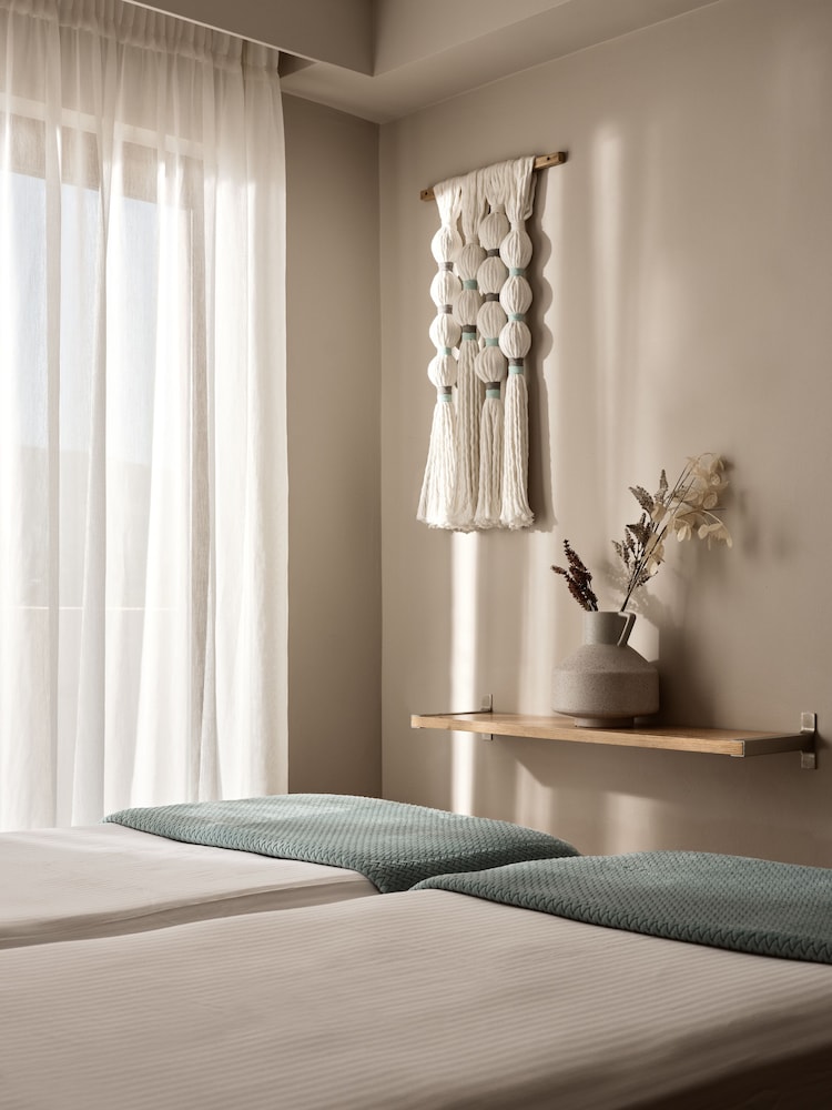 Gardelli Resort — Hotel rooms in Laganas, Ionian Islands