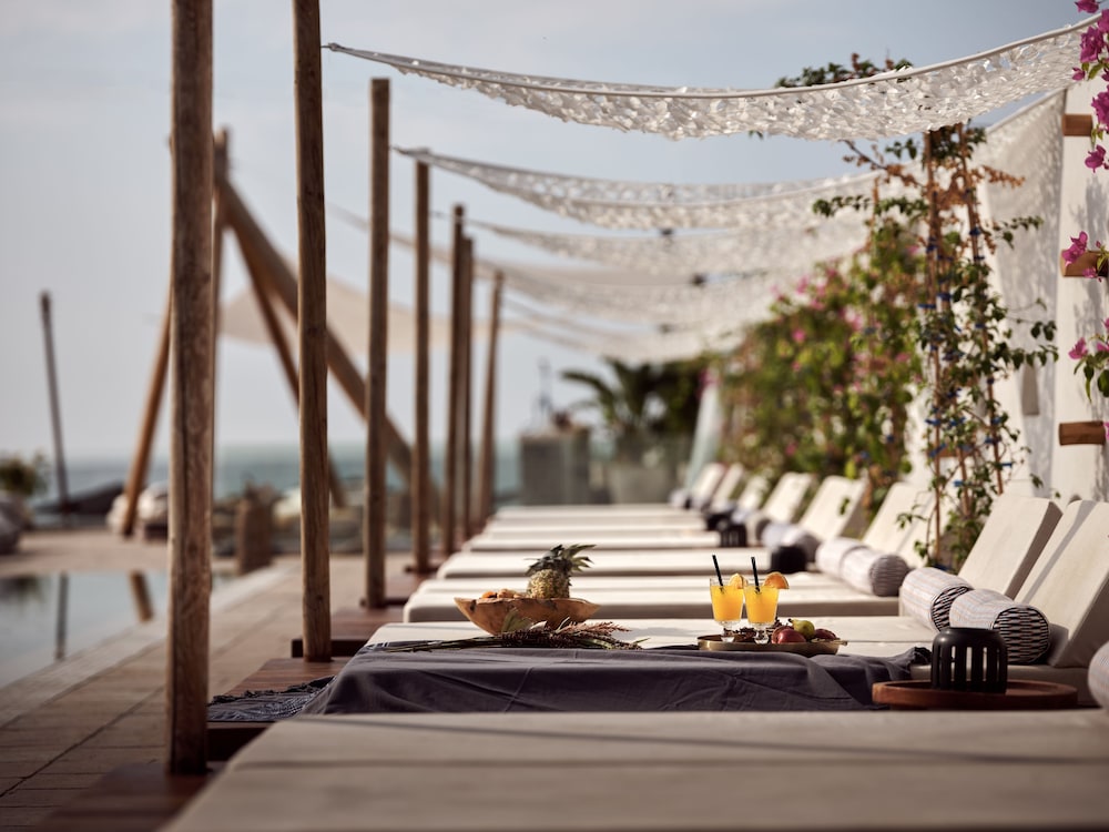 Gardelli Resort — Restaurant & bars in Laganas, Ionian Islands