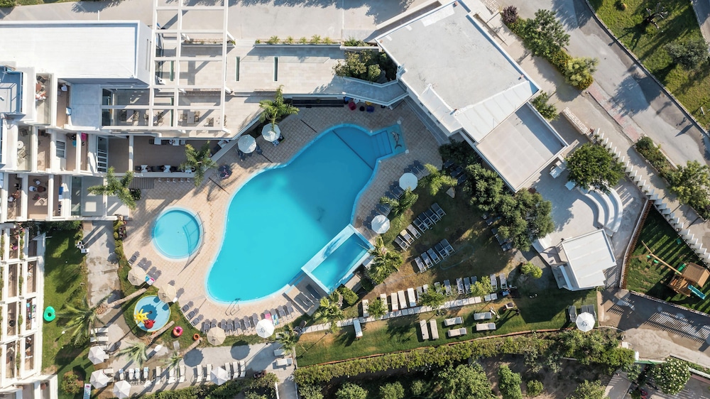 Olympia Sun Hotel — Swimming pool in Faliraki, South Aegean