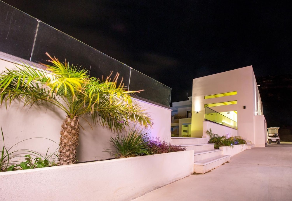 Olympia Sun Hotel — Hotel building in Faliraki, South Aegean