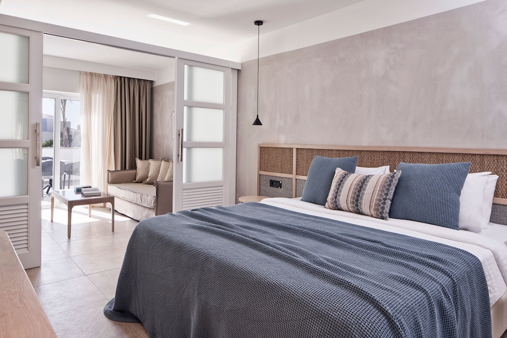 Atlantica Marmari Palace — Hotel rooms in Mastichari, South Aegean