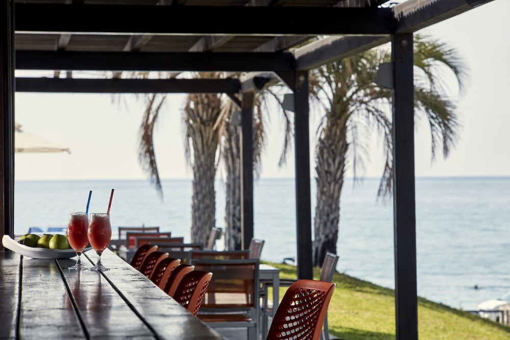 Atlantica Mikri Poli Kos — Restaurant & bars in Kardamena, South Aegean