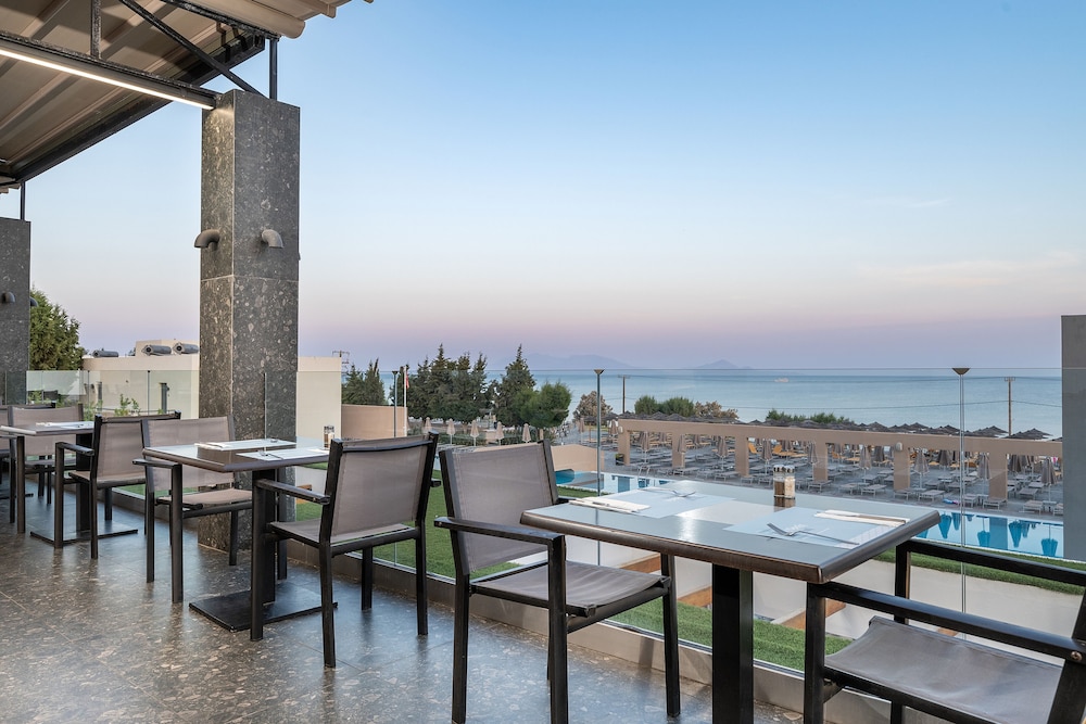 Atlantica Mikri Poli Kos — Restaurant & bars in Kardamena, South Aegean