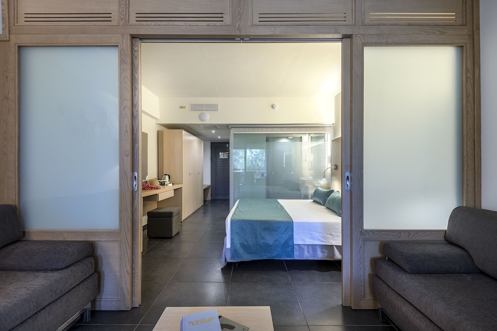Atlantica Mikri Poli Kos — Hotel rooms in Kardamena, South Aegean