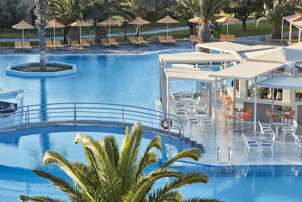Porto Bello Beach - All Inclusive — Swimming pool in Kos Town, South Aegean