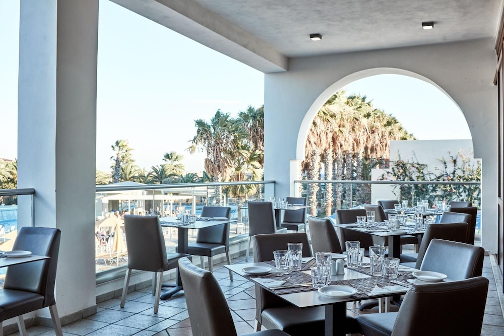 Porto Bello Beach - All Inclusive — Restaurant & bars in Kos Town, South Aegean