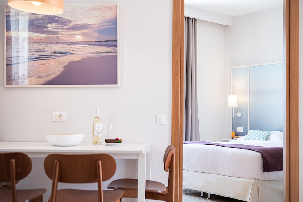 Caldera Beach — Rooms in Gerani Chanion