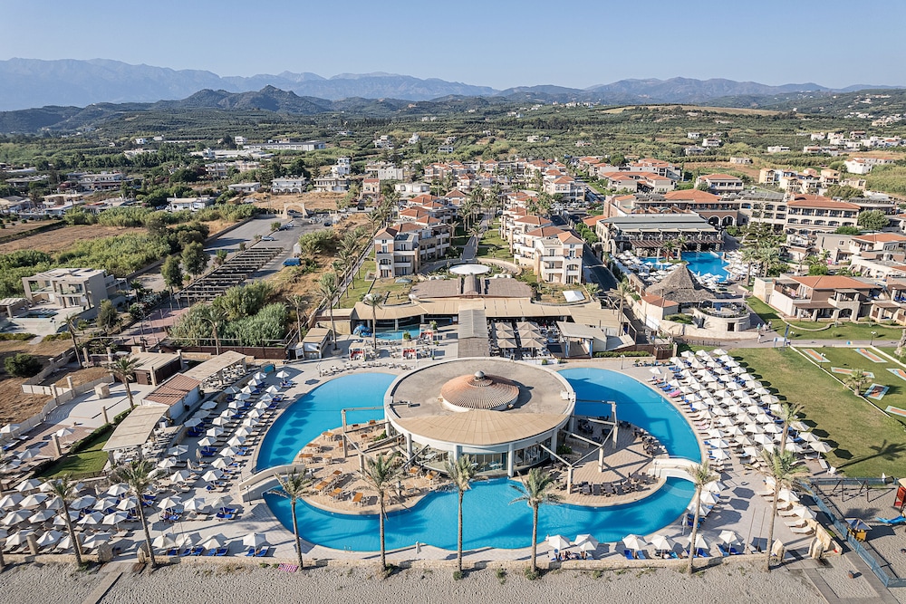 Caldera Beach — View in Gerani Chanion