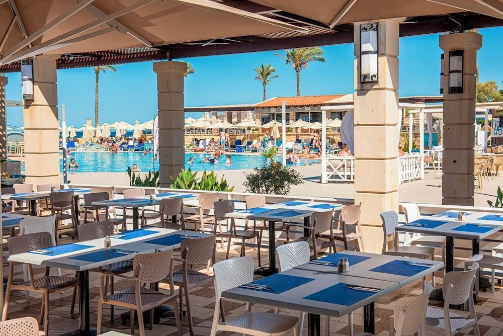 Caldera Beach — Restaurant in Gerani Chanion