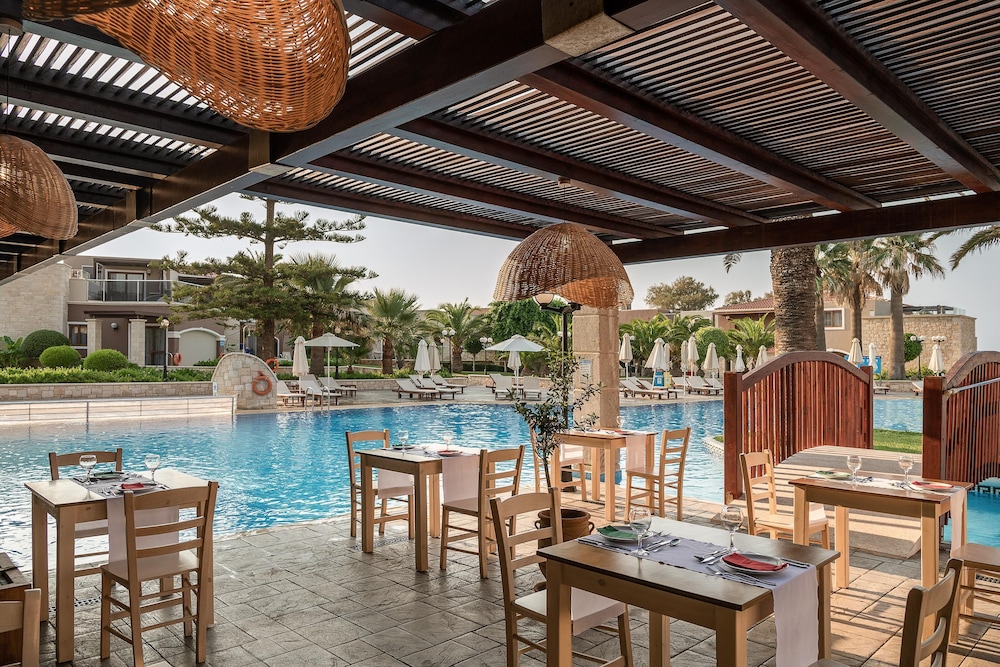 Caldera Creta Paradise — Restaurant & bars in Platanias