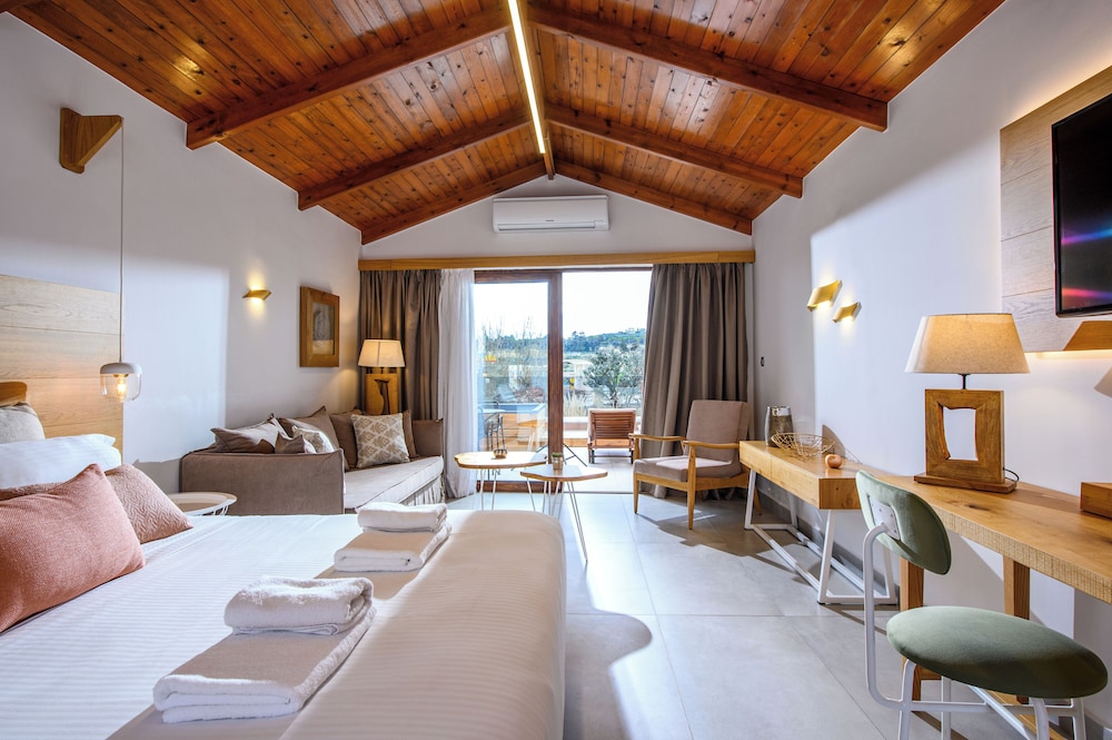 Caldera Creta Paradise — Hotel rooms in Platanias