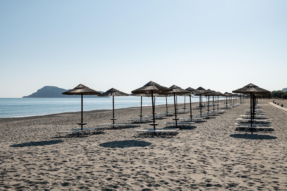 Caldera Creta Paradise — Beach in Platanias