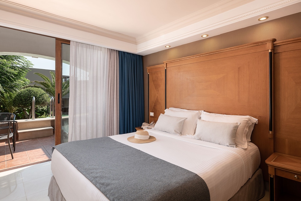 Caldera Creta Paradise — Hotel rooms in Platanias