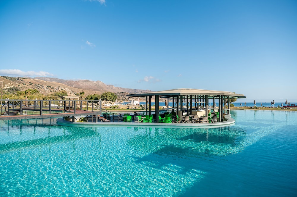 Galini Palace Resort Hotel - All Inclusive — Swimming pool in Platanias