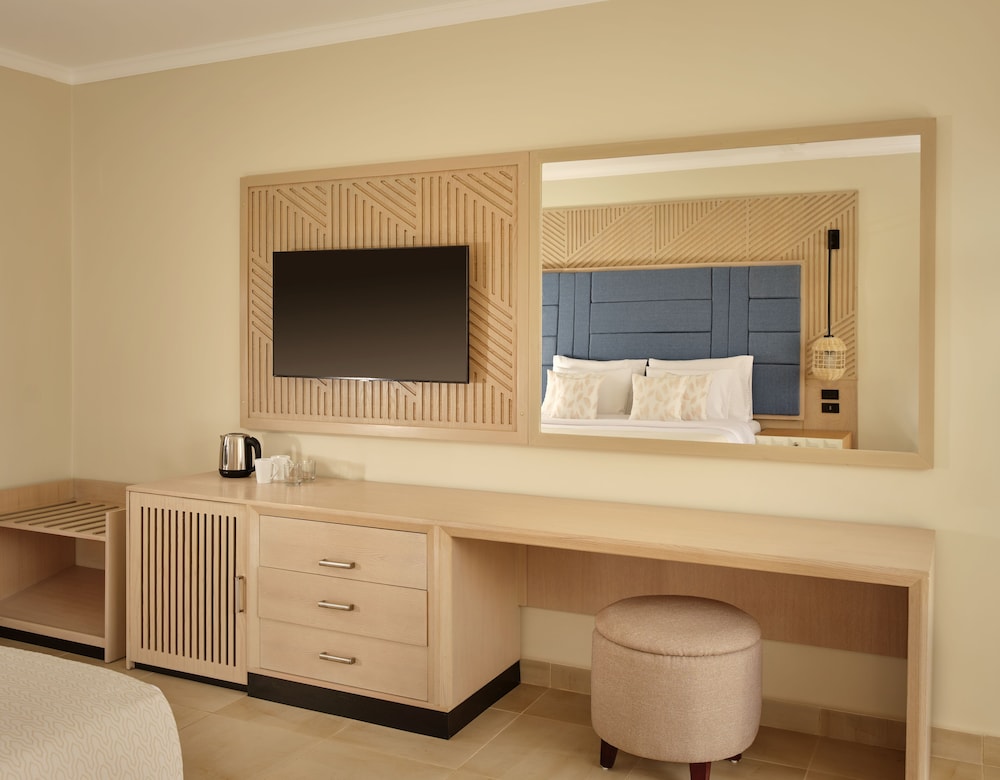 Coral Sea Water World Resort - All inclusive — Rooms in Sharm El Sheikh, Red Sea
