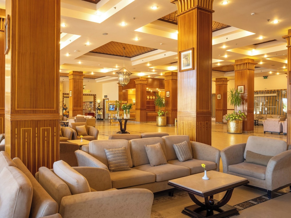 Stella Gardens Resort Makadi Bay - 24HRS All inclusive — Hotel building in Makadi Bay, Red Sea