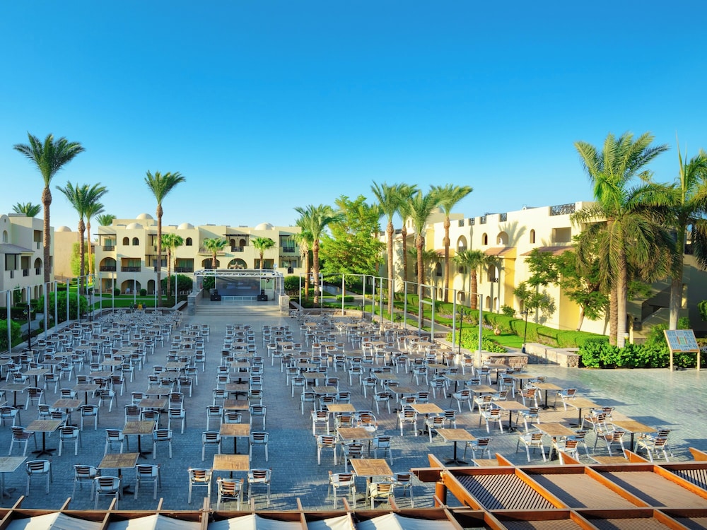 Stella Gardens Resort Makadi Bay - 24HRS All inclusive — Restaurant & bars in Makadi Bay, Red Sea