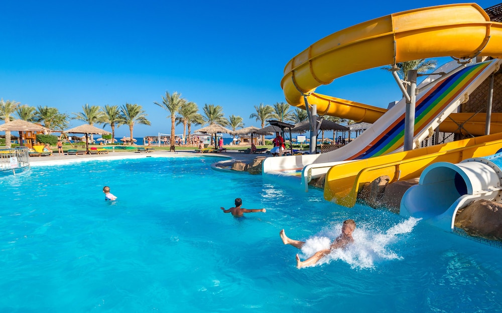 Sentido Caribbean World Soma Bay - All inclusive — Swimming pool in Soma Bay, Red Sea