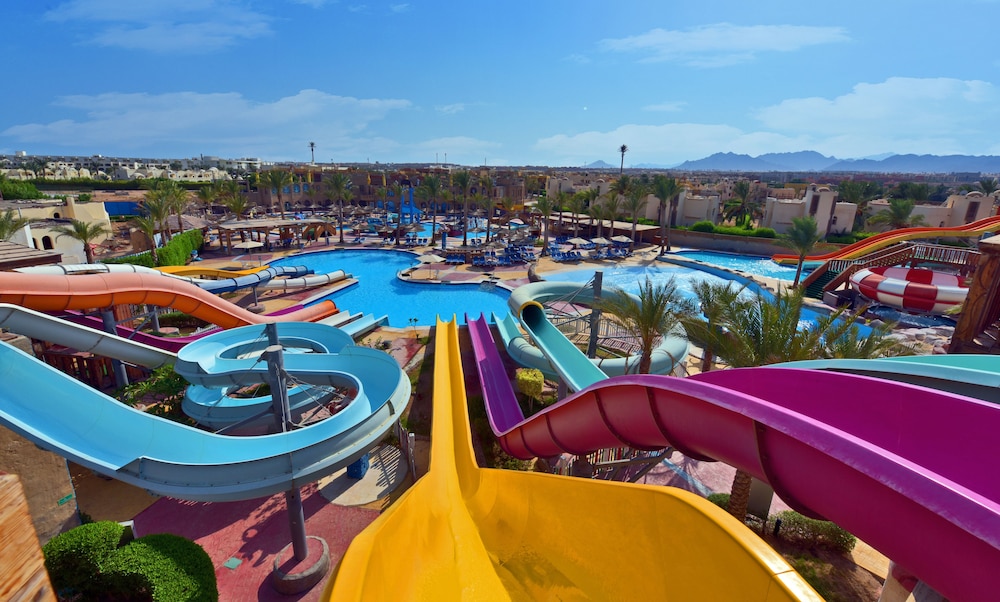 Edge Rotana Sea Beach — Attractions for children in Sharm El Sheikh, Red Sea