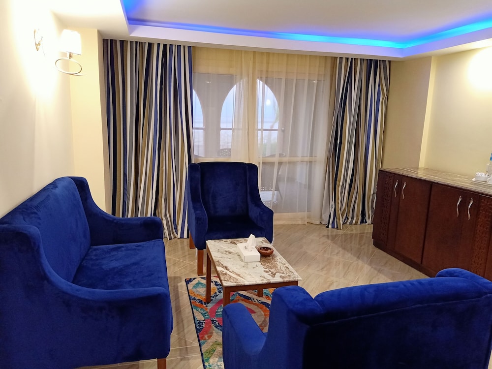 Edge Rotana Sea Beach — Hotel rooms in Sharm El Sheikh, Red Sea