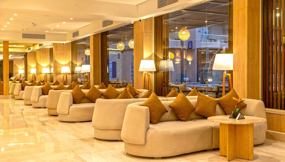 Edge Rotana Sea Beach — Restaurant & bars in Sharm El Sheikh, Red Sea