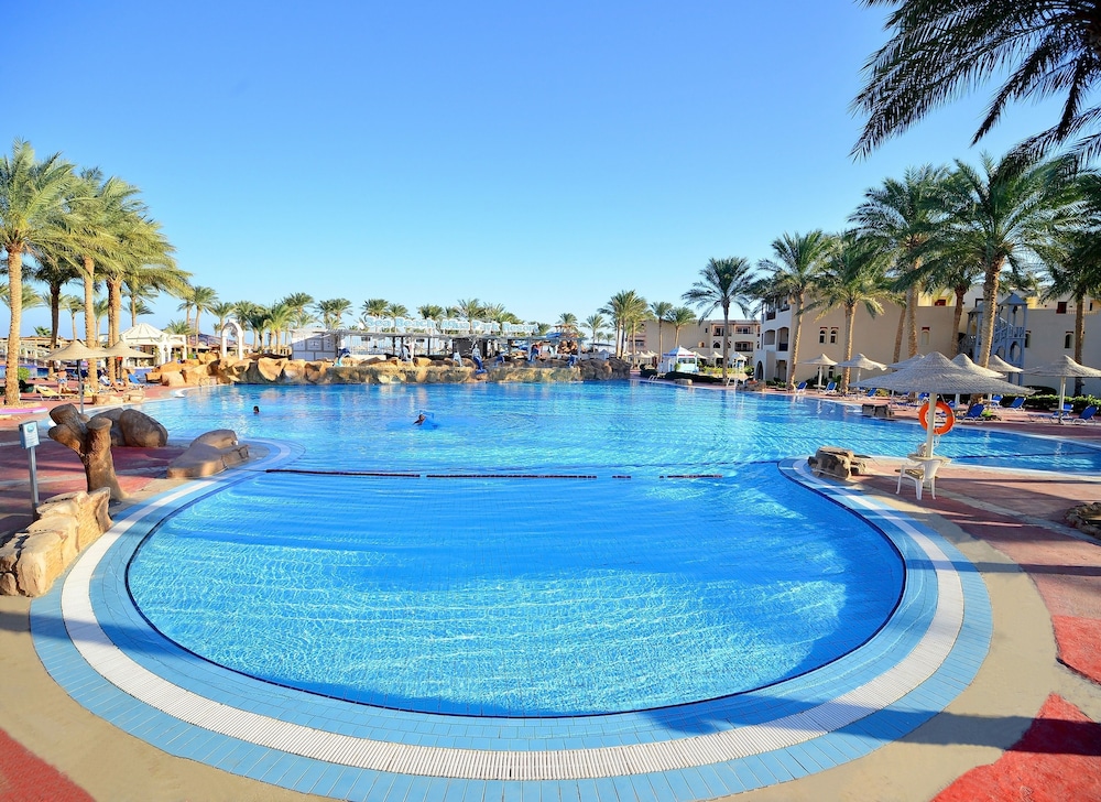 Edge Rotana Sea Beach — Main photo in Sharm El Sheikh, Red Sea