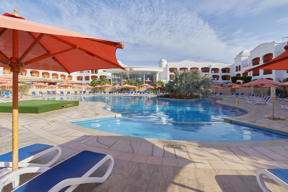 Naama Waves Hotel — Swimming pool in Sharm El Sheikh, Red Sea