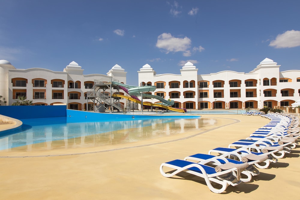 Naama Waves Hotel — Attractions for children in Sharm El Sheikh, Red Sea