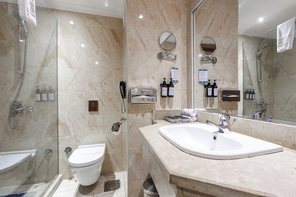 SUNRISE Solara Aqua park Resort — Hotel rooms in Hurghada, Red Sea