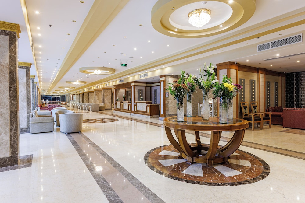 SUNRISE Solara Aqua park Resort — Hotel building in Hurghada, Red Sea
