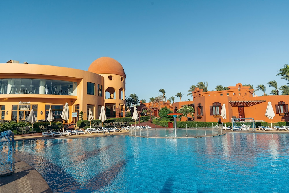 Nubian Island, Families and Couples only — Swimming pool in Sharm El Sheikh, Red Sea
