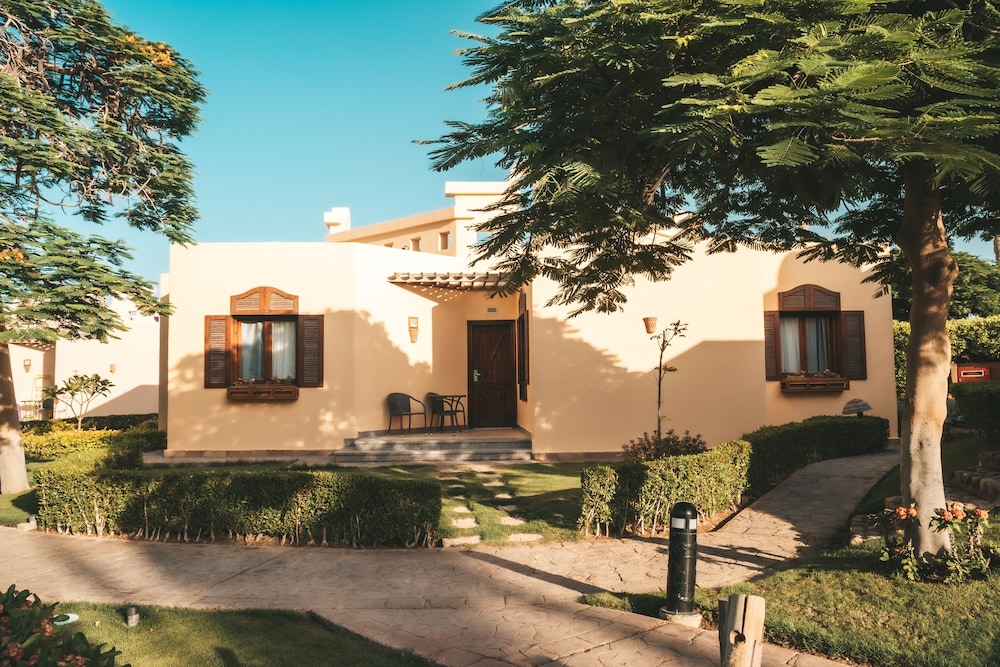 Nubian Island, Families and Couples only — Hotel building in Sharm El Sheikh, Red Sea