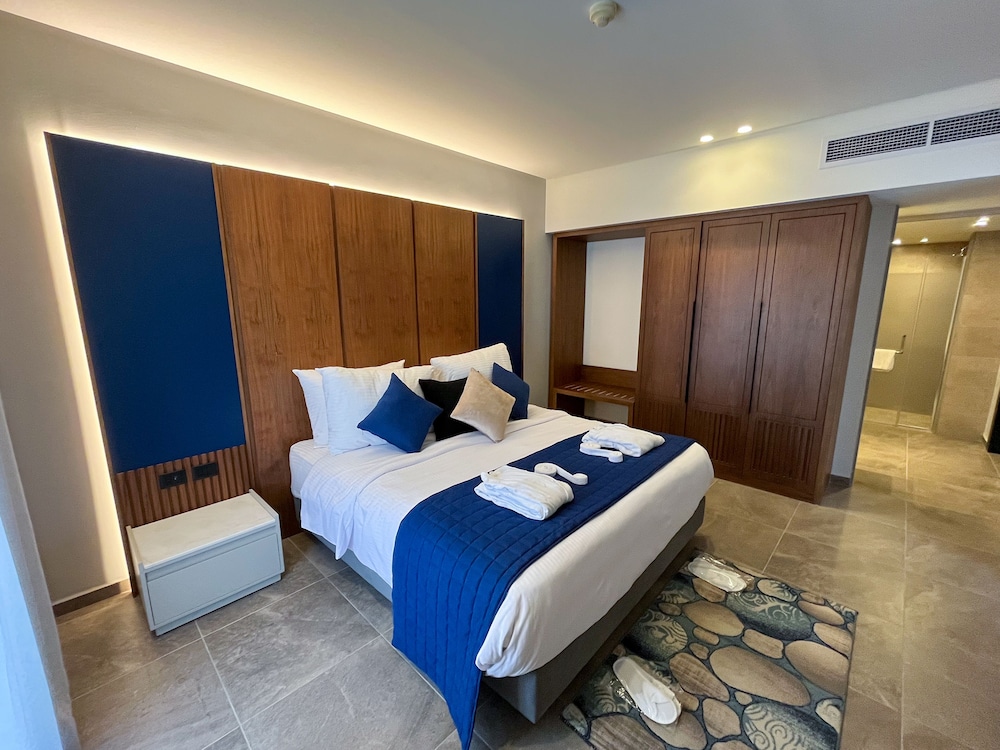 Nubian Island, Families and Couples only — Hotel rooms in Sharm El Sheikh, Red Sea