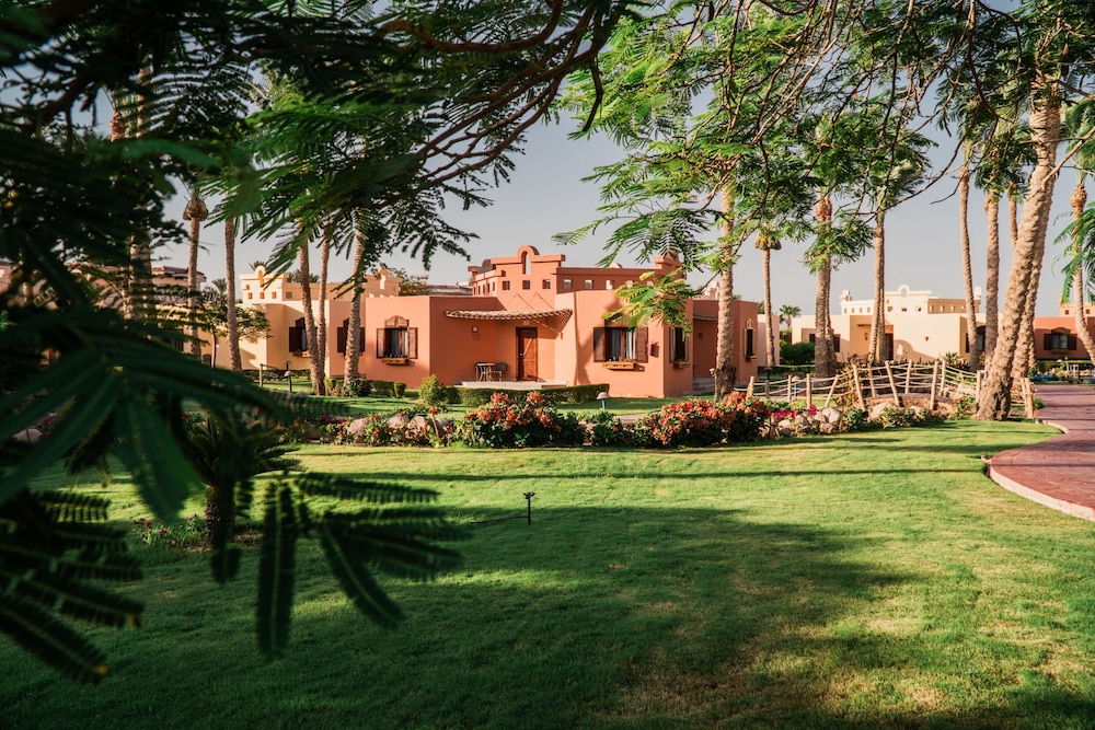 Nubian Island, Families and Couples only — Hotel building in Sharm El Sheikh, Red Sea