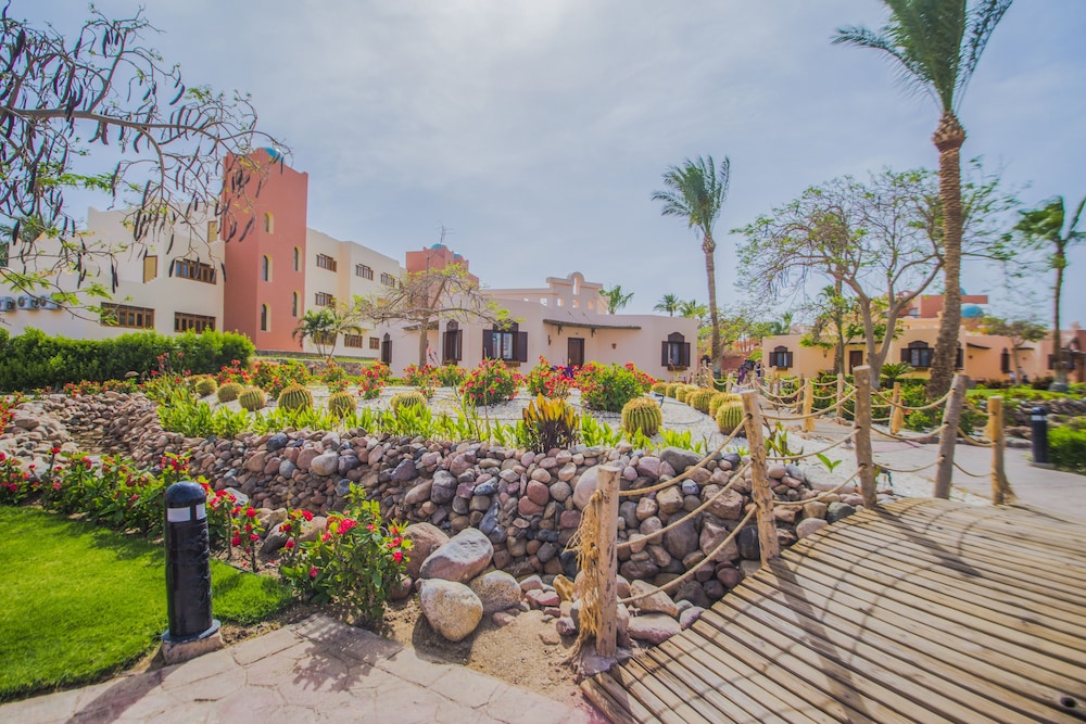 Nubian Island, Families and Couples only — Hotel building in Sharm El Sheikh, Red Sea